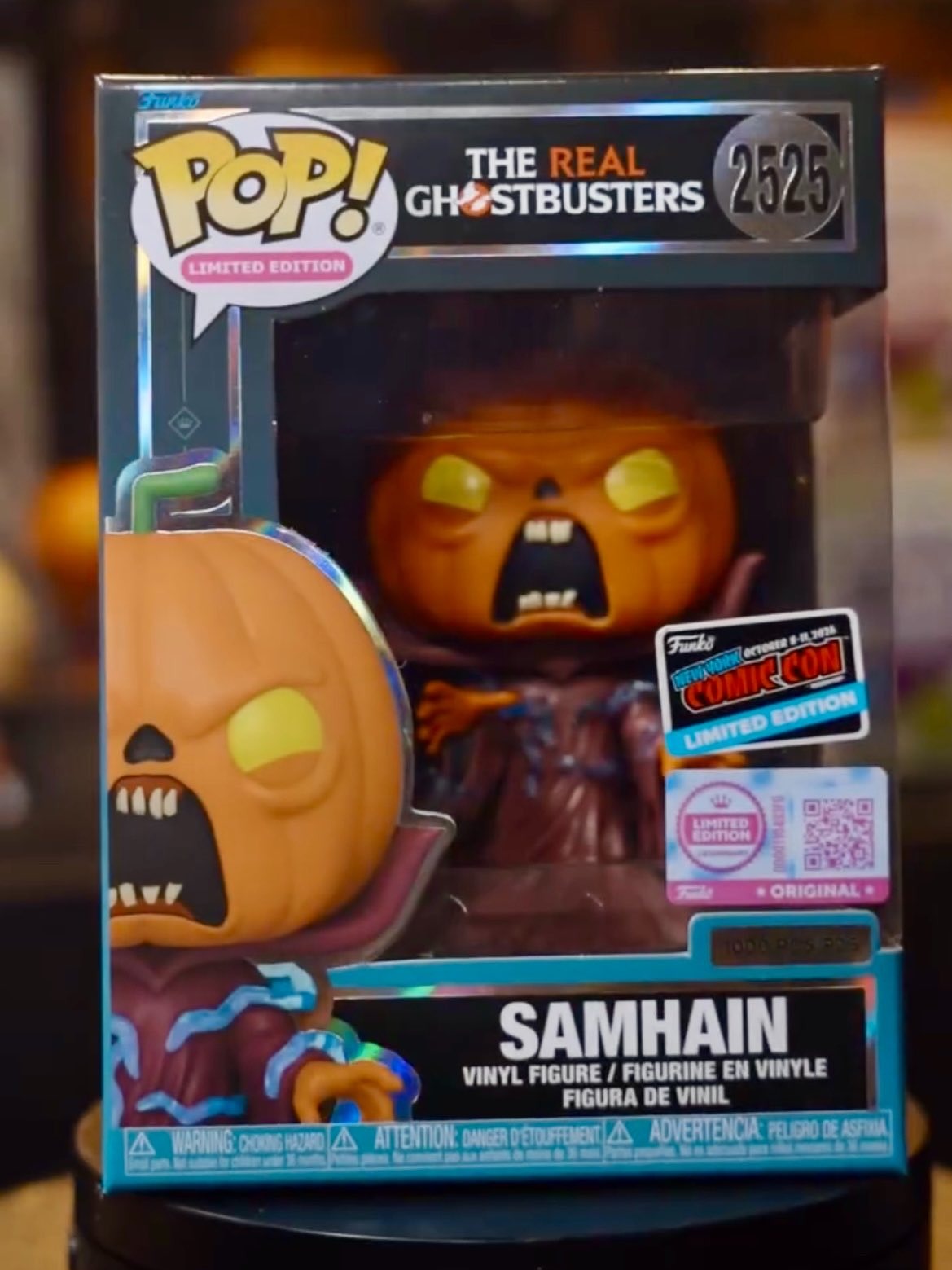 Funko Pop Samhain The Real Ghostbusters en mano en New York Comic Con 2026 fuera de caja