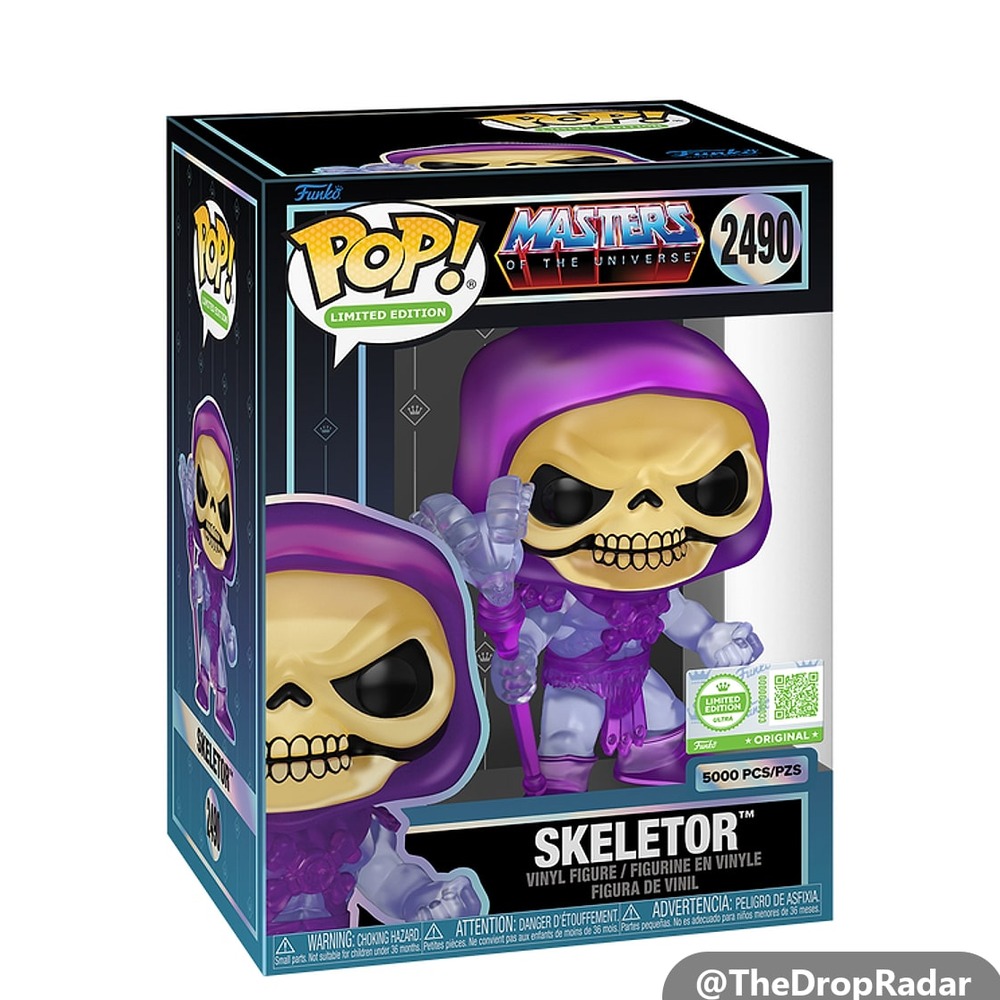 Funko Pop Skeletor Translucent #2490 caja Limited Edition Ultra 5000 PCS en ángulo