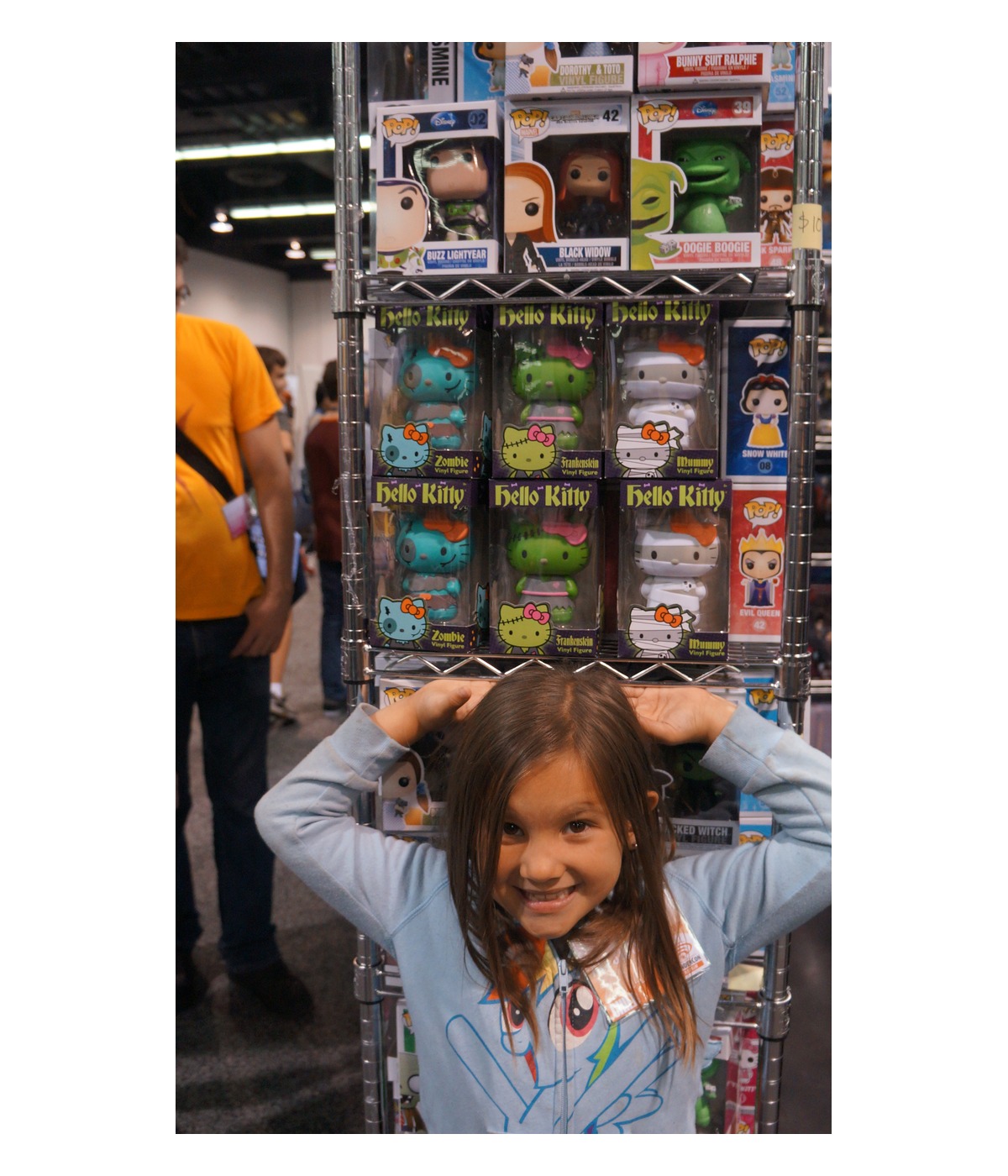 Figura Funko Pop fuera de caja sobre fondo blanco, lista para limpieza suave con brocha o microfibra